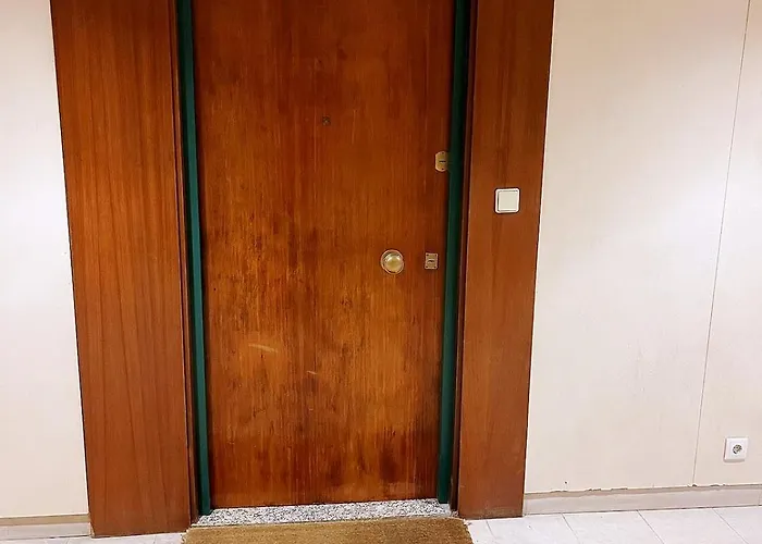 Downtown 80 Meters To Metro And Free Parking Oporto